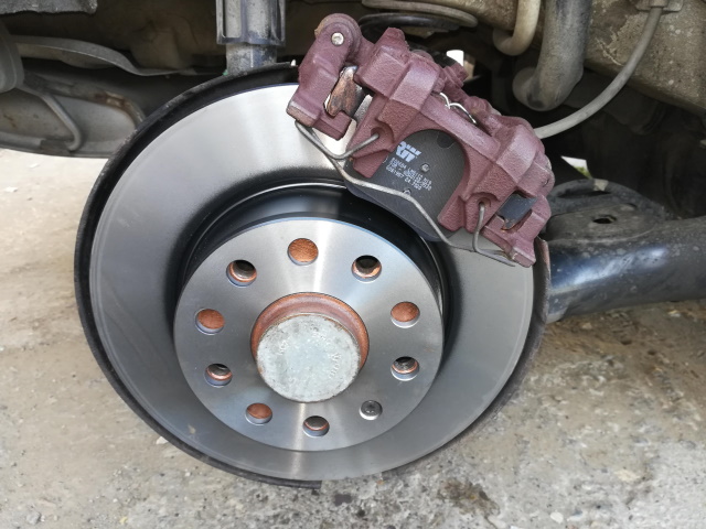 Mk7 gti brake pad shop replacement